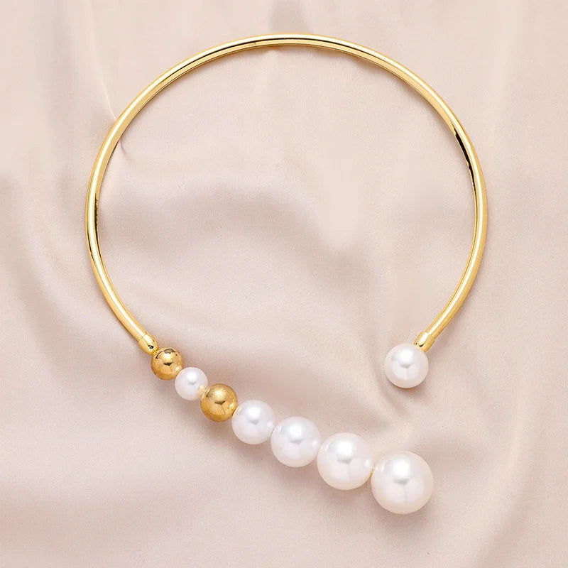 Korean Elegant Pearl Necklace with Gold Accents for Women